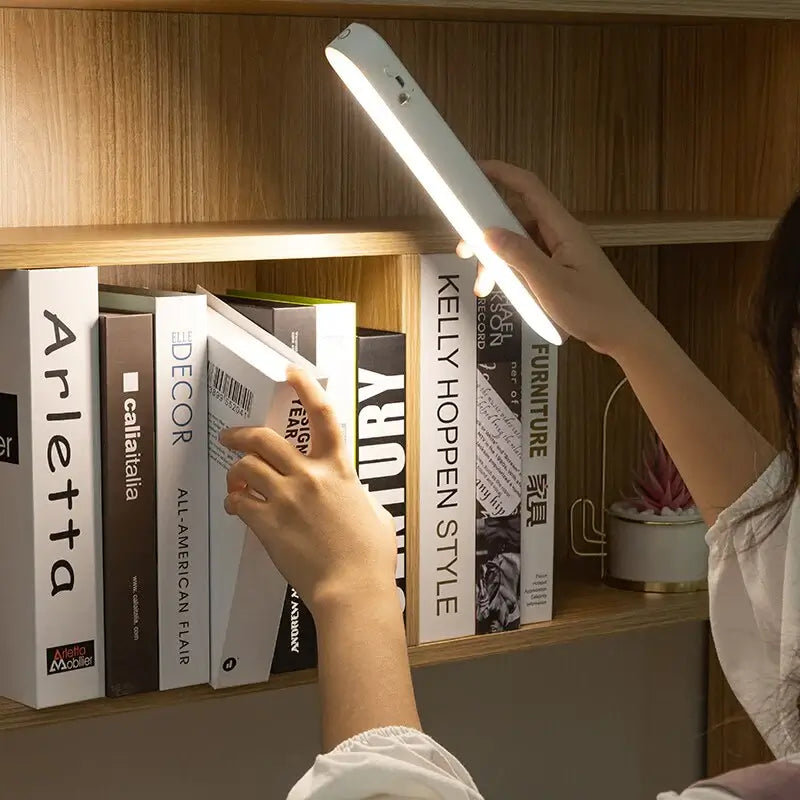 LumiFlex™ Pro - Magnetische dimmbare Schreibtischlampe
